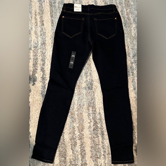 INC Denim Mid-Rise Madison Skinny Jean Tikglo Wash NWT size 2/26S - Picture 5 of 5